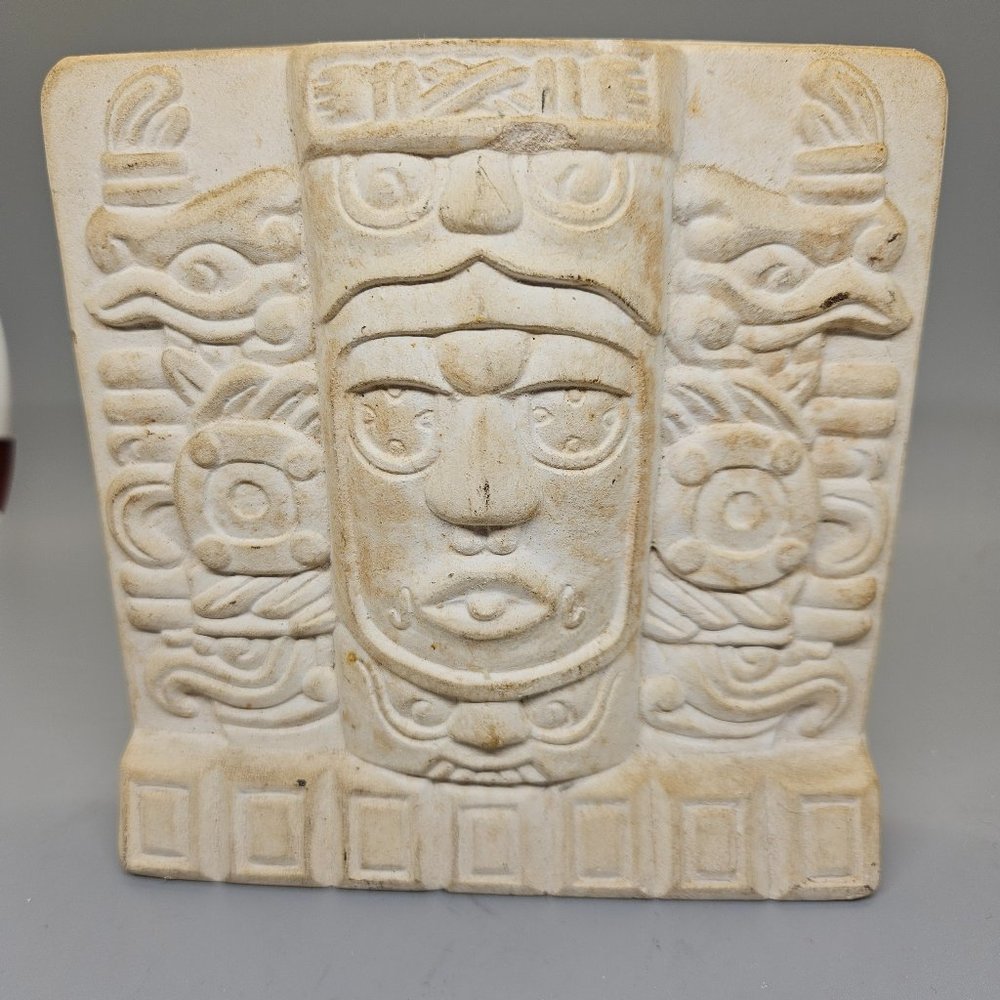 The kohunlich mask Mexico*Sun God*Kinich Ahua*Lord Zac*Chiapas*King of Bonampak*